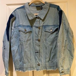 Plus size 1x NWT denim jacket with elastic waist by Women with Control brand